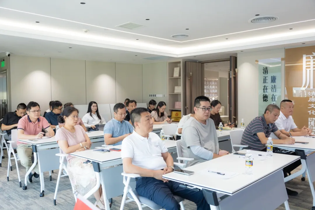 1760585559176355.png c7edefee8c5b9057e368b14797c7c795.png